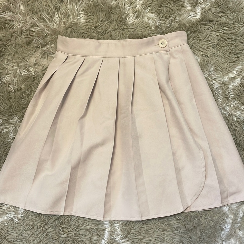 Pretty Little Thing, size 4, beige wrap skirt.